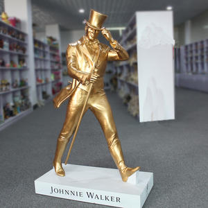 Gran oferta, estatua artesanal de Johnnie Walking Man, estatuas de resina de tamaño real, precio de fábrica, estatua de resina Johnnie Walking Man - Product Image 4