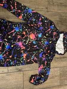 Vente en gros de sweatshirts en polyester imprimés en 3D Full Dye pour hommes sweats à capuche en molleton à motif solide avec poches kangourou taille XS pour l'hiver - Product Image 5