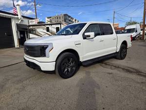 Ford F-150 Lightning LARIAT d'occasion propre et bien équipée ! Voitures Flash Lightning 4x4 à vendre - Product Image 5