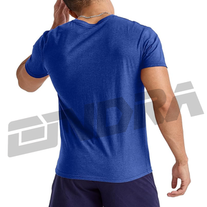 T-shirts vierges pour hommes, couleur bleue unie, style simple, en coton doux, parfaits pour l'impression de vêtements décontractés, à usage quotidien, au look moderne. - Product Image 2