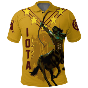 Camisa Polo Clásica para Hombre Iota Phi Theta 1963, Bordado de Fraternidad Griega Universitaria - Product Image 1