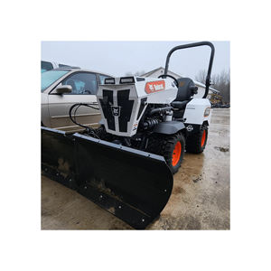 Tractor utilitario Bacat AT450, máquina compacta y duradera diseñada para operaciones agrícolas, paisajismo y rurales - Product Image 1