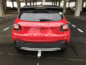 Jeep Avenger Altitude 2024, haute spécification, traction avant, véhicule électrique, 54 kWh, transmission automatique, 115 kW, SUV - Product Image 5