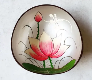 Bol en coquille de noix de coco écologique-Design laqué artisanal pour salle à manger et décoration | Vente en gros | VIET FARGIMEX - Product Image 1