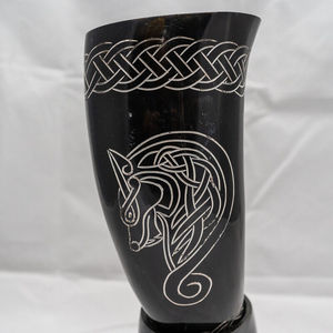 Authentique buffle Viking corne verre à liqueur fait à la main nordique tasse à boire corne naturelle verre à liqueur pour fête viking et décor de bar - Product Image 1