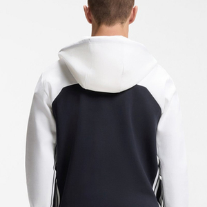Sudadera Casual de Alta Calidad para Hombre con Mangas Completas, Diseño de Bloques de Color, Logotipo Personalizado y Capucha con Cordones para Mayor Comodidad - Product Image 5