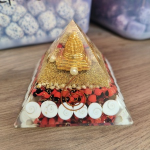 Orgone Gomti Chakra Shri Yantra Laxmi Pyramide Pour La Richesse Dhan Lakshmi Pyramide Seigneur Laxmi Pyramide Pour La Prospérité Finance Succès - Product Image 3