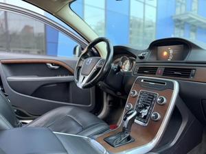 Volkswagen S80L 2015 2.0T T5 Berline d'occasion à vente rapide, édition Zhiya, prête à être expédiée dans le monde entier - Product Image 4