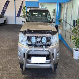 Toyota Hilux V6 4.0 Double Cab Raider d'occasion 2009, conduite à gauche/droite - Product Image 1