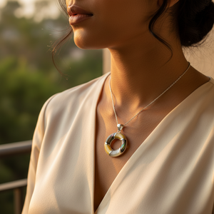 Pendentif en argent 925 avec nacre pour femmes, chaîne en bambou plaquée or tendance, bijoux de mode pour anniversaire, motif de lèvres de coquillage - Product Image 2