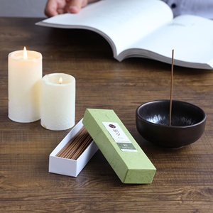 Varillas de Incienso Tradicionales de Madera de Cedro 20g - Product Image 5