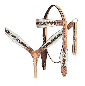 Fabricant de gros Accessoires pour chevaux de couleur personnalisés-Collier de poitrine et serre-tête en cuir brut d'origine occidentale Halters - Product Image 1