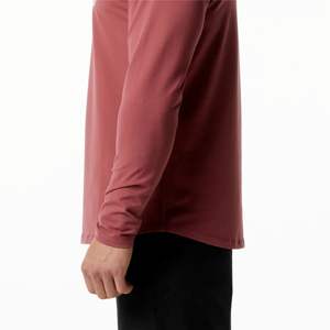 T-shirt ajusté Performance à manches longues pour homme en pain d'épice: coupe à la selle, coupe fuselée, col rond, ourlet échancré, 94% coton - Product Image 6