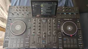 <span class=keywords><strong>Denon</strong></span> <span class=keywords><strong>DJ</strong></span> <span class=keywords><strong>PRIME</strong></span> <span class=keywords><strong>4</strong></span> PLUS - Product Image 2