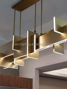 Lámpara de Techo Moderna Americana LED, Araña Colgante de Latón Dorado, Decoración de Alta Estética, Lámpara de Metal para Sala de Estar - Product Image 6