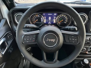 SUV à conduite à gauche Euro V, 25001-50000 milles, 250-300 ch, 300-400 Nm, 5 places - Product Image 4