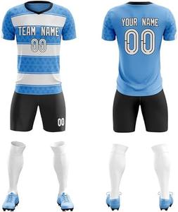 Tenues de football personnalisées par sublimation, ensembles respirants de maillot et short d'équipe, séchage rapide, kits d'entraînement de football pour hommes - Product Image 6
