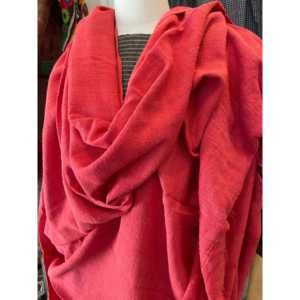 Paño de Meditación de Seda Color Frambuesa - Cómodo y Elegante para su Práctica Espiritual - Product Image 2