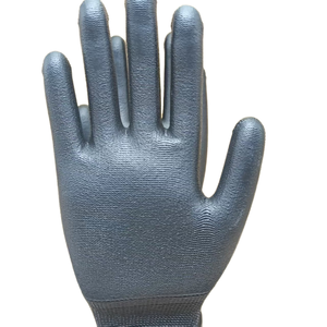 Guantes recubiertos de PU de poliéster superventas para protección de manos y brazos Muestras gratis para compradores calificados con descuentos a granel - Product Image 1