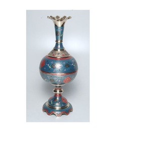 Décoration d'intérieur, vaisselle, vase à fleurs en métal, design moderne, vases en métal poli brillant, pots célèbres, divers vases en métal - Product Image 4