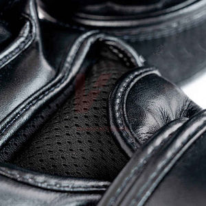 Gants de boxe et de MMA en cuir, gants de sparring abordables, logo personnalisé, vêtements d'arts martiaux, gants personnalisés, couleurs personnalisées, gants d'entraînement MMA - Product Image 2