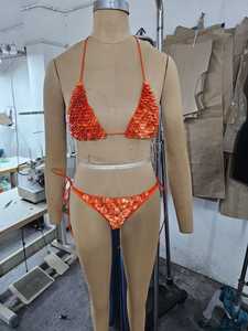 ชุดว่ายน้ำวันพีซผู้หญิงเซ็กซี่ 5 ชิ้น ผ้าโพลีเอสเตอร์ 100% ป้องกันแบคทีเรีย แห้งเร็ว ชุดชายหาด ชุดว่ายน้ำ ขายดี ประดับลูกปัด - Product Image 3