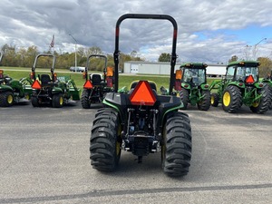Tractor John Deere 3032E 4WD de 60HP de la Mejor Calidad, Precio de Fábrica, Venta al por Mayor de Equipos Agrícolas para Compradores Globales - Product Image 2