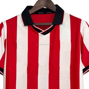 Personaliza tu Uniforme de Fútbol de Manga Corta con Cuello en V, Antibacterial, de Secado Rápido y Transpirable, 100% Poliéster, Alta Calidad, Venta al Por Mayor 24-25 - Product Image 6