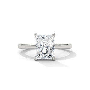 Anillo de oro sólido amarillo de 18 quilates con corte radiante certificado IGI, nuevo anillo de compromiso cultivado en laboratorio de moda de la India con piedra principal de diamante - Product Image 1