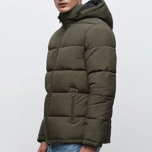 Chaqueta Acolchada Impermeable Ligera para Hombre, Nueva Llegada 2025, Relleno de Algodón, Tejido de Punto, Talla Grande, Diseño Personalizado OEM - Product Image 3