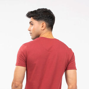 T-shirt personnalisé pour hommes, poids lourd surdimensionné 100% coton 250 Gsm Baggy Boxy Fit avec tissu tricoté avec appliques de lettres en détresse 3D - Product Image 4