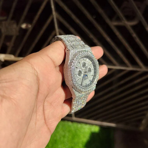 Reloj de Lujo para Hombre con Movimiento de Cuarzo de Acero Inoxidable, Diamantes Moissanite VVS, Piedras Brillantes, Estilo de Vida Premium Distinguido - Product Image 5