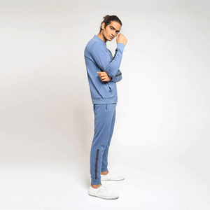 Ensemble de survêtement d'hiver personnalisé pour homme grande taille XL, imprimé logo tendance, en tissu polaire respirant, couleur unie, demi-zip pour le jogging - Product Image 3