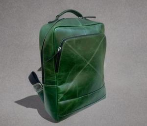 Sur mesure Élevez votre voyage Sacs à dos en cuir élégants et durables. Idéal pour les étudiants professionnels ou les voyageurs - Product Image 6