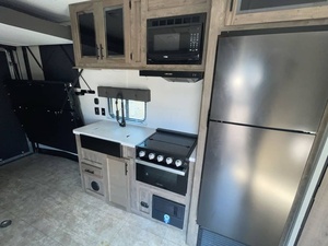 F-o-r-e-s-t R-i-v-e-r R-o-g-u-e 23SUT d'occasion 2023 - Product Image 6