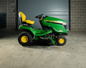 Vente flash : tondeuse à gazon John Deere X370 d'occasion à vendre à prix réduit - Product Image 4