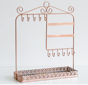 Présentoir à bijoux en métal de luxe, support exquis pour les boutiques de mode et l'organisation de la maison disponible au prix de gros - Product Image 6