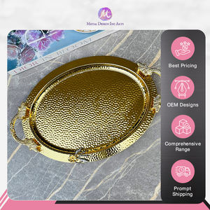 Plateaux turcs martelés de couleur dorée de forme ovale fabriqués en Inde de qualité supérieure pour servir des aliments, des collations et des desserts - Product Image 6