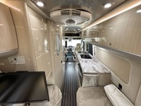Fournisseur de camping-car de classe B d'occasion 2016 Airstream Interstate 3500 Lounge à vendre pour le camping et les voyages