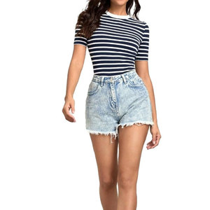 T-shirts d'entraînement respirants légers de qualité supérieure pour femmes disponibles au Pakistan au prix de gros - Product Image 4