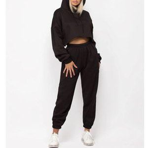 Conjunto de sudaderas cortas para mujer en oferta, hechas con material de alta calidad. - Product Image 3