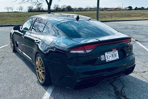 KIA STINGER GT2 AWD TWIN-TURBO V6 AWD 2023 EXTRÊMEMENT PROPRE, PRÊT À ÊTRE EXPÉDIÉ (LHD/RHD) - Product Image 3