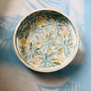 ถาดเปลือกหอยมุกหลากสีขัดเงาทำมือระดับพรีเมียม เป็นมิตรกับสิ่งแวดล้อม ปลอดภัยสำหรับเครื่องล้างจาน เหมาะสำหรับการรับประทานอาหารสุดหรู ของขวัญ และโรงแรม - Product Image 3