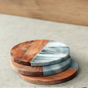 Ensemble de dessous-de-verre ronds en marbre gris avec un élégant design de cercle doré gravé, disponible à prix de gros. - Product Image 6