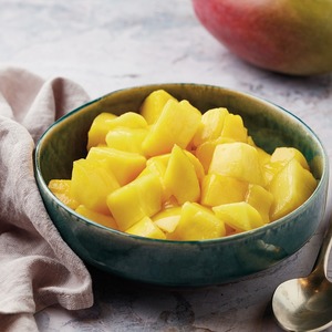 Cubes de mangue congelée tropicale riche et sucrée Cubes de mangue congelés d'approvisionnement en vrac Idéal pour les smoothies Boissons congelées et recettes sucrées - Product Image 4