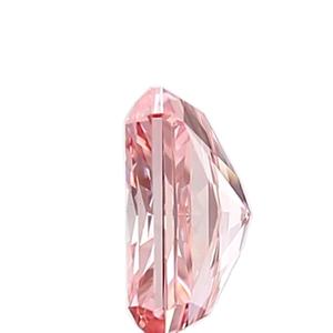 Piedra de Laboratorio con Certificación IGI, Corte Cojín Modificado, Color Rosa Intenso de 0.76ct, Claridad VS2, 574355130 - Product Image 2