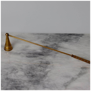 Extincteur de bougies avec long manche en acier inoxydable poli pour éteindre la flamme de la bougie en toute sécurité - Product Image 2