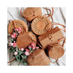 กระเป๋าถือที่ขายดีที่สุดสําหรับวันหยุดฤดูร้อน 2024 เวียดนามหวายกระเป๋าHandmadeทอหวายกระเป๋าชายหาดฤดูร้อนชายหาดผู้หญิงกระเป๋าถือ - Product Image 1