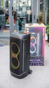 ลำโพงพกพา J B L PartyBox Ultimate 1100W / 720 / 520 / Stage 320 ของแท้ 100% ใหม่เอี่ยม เสียงระดับมืออาชีพ ลำโพงไร้สายสำหรับงานปาร์ตี้ - Product Image 3