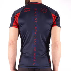 Rashguard personnalisé 240GSM Polyester Spandex | Impression par sublimation | Conception et logo personnalisés Artisanat de qualité supérieure - Product Image 2